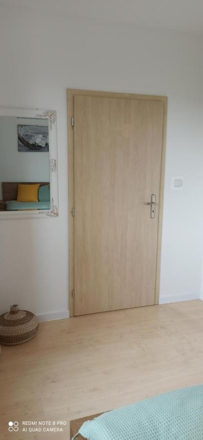 Apartman Siesta*** Lipótszentmiklós Kültér fotó